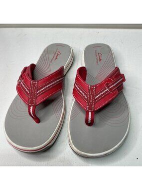Clarks Cloud stepper Women's Red & Gray Sandals Size 9 US Lightweight Flip Flops